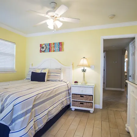 Barefoot Beach Resort Clearwater Beach Resort: Best Prices & Reviews