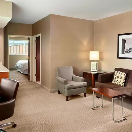 Sheraton Sioux Falls Hotel & Convention Center Resort: Best Prices